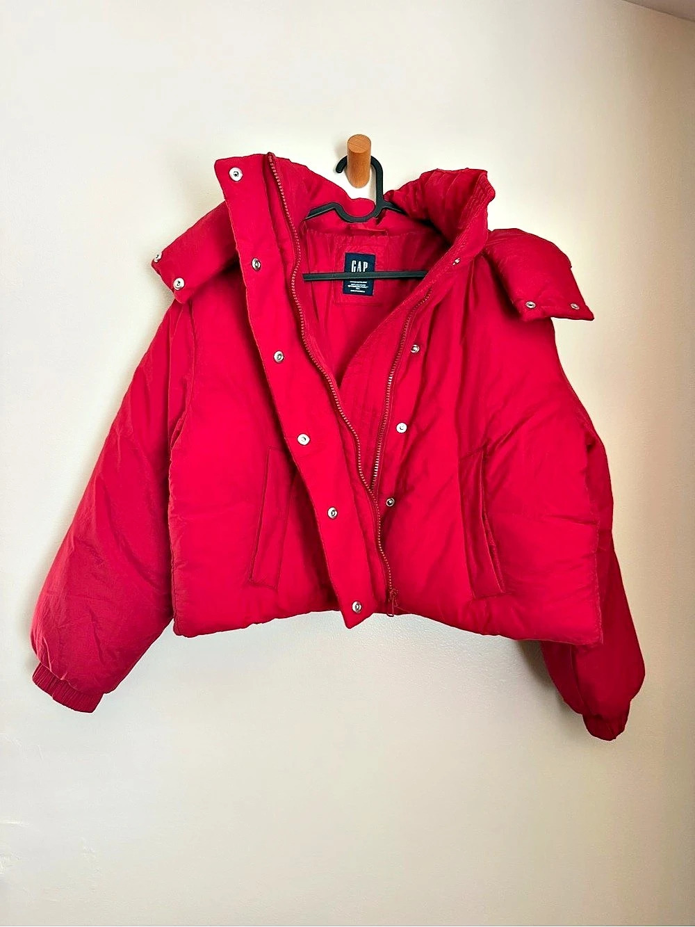 NWOT - Cropped Duvet Puffer Jacket Red - XS